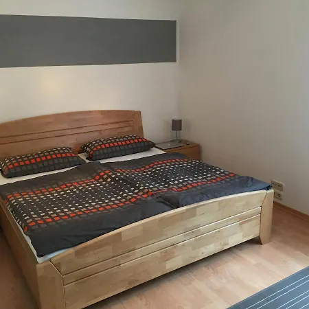 Inviting Vacation Apartment With Beautiful Mosel Valley View - Including Garage Apartment Traben-Trarbach