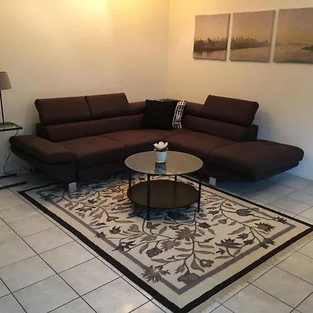Apartment Inviting Vacation Apartment With Beautiful Mosel Valley View - Including Garage
